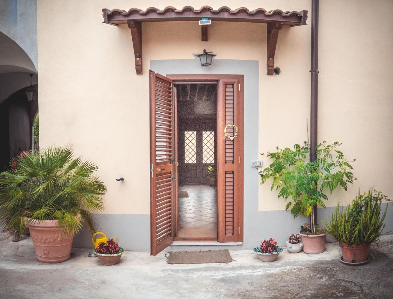 B&B A Casa Di Maybe Καζέρτα Εξωτερικό φωτογραφία